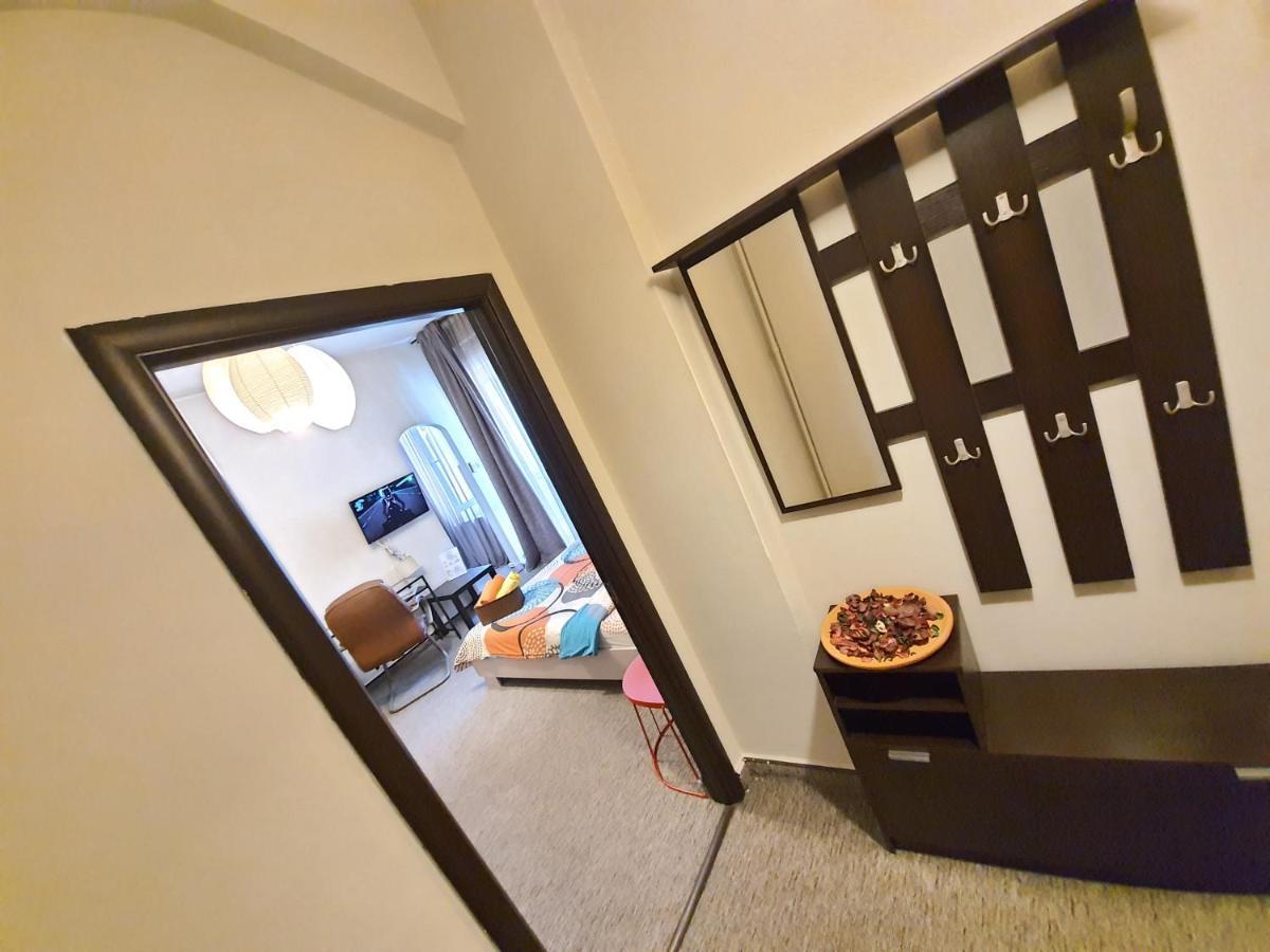 Global Downtown Apartments - Universitate - Calea Victoriei Bucureşti Ngoại thất bức ảnh